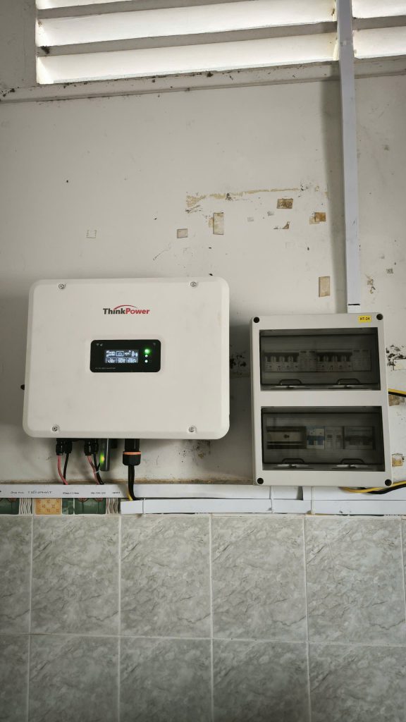 Hệ Thống Điện Năng Lượng Mặt Trời 10kW Hòa Lưới Bám Tải